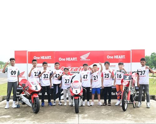 Kejar Mimpi di Dunia Balap, Puluhan Pebalap Muda Ikuti Seleksi Astra Honda Racing School